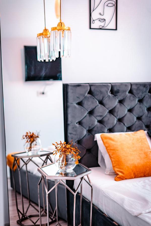 Luxury Family Apartment With Private Parking And Forest View Timişoara Exteriör bild